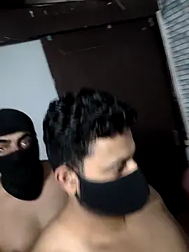 vaibhavchugh38 online show from March 19, 6:12 pm