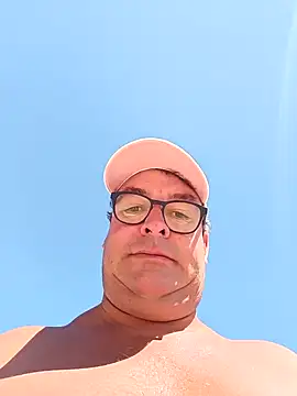 Snapshot of MountJohnXL chatting on February 20, 2:46 pm MountJohnXL online show from February 20, 2:46 pm