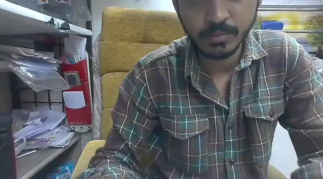 Snapshot of cute_modell chatting on February 13, 12:00 pm cute modell online show from February 13, 12:00 pm