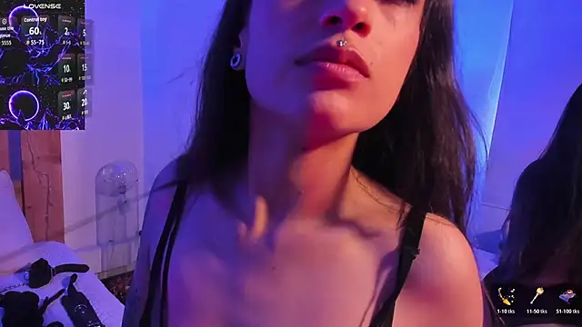 coral jonesss online show from April 29, 4:11 pm