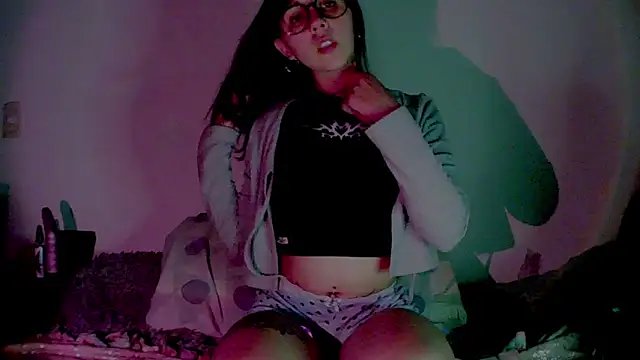 w4xxita online show from May 22, 3:13 am