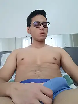 HornyTiger744 online show from August 3, 5:49 pm