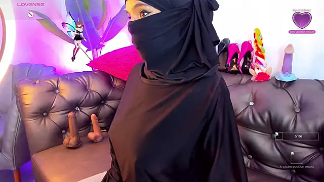 azahara faraah online show from September 10, 3:45 pm