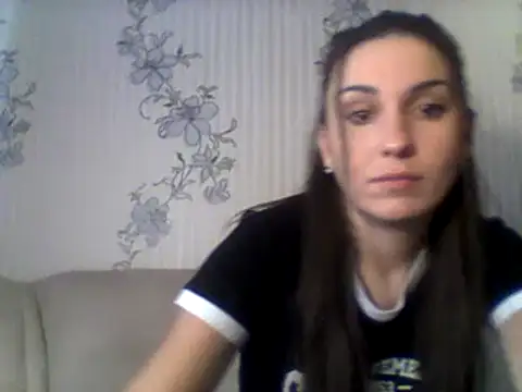 Snapshot of Yuliia30 chatting on February 4, 8:35 am Yuliia30 online show from February 4, 8:35 am