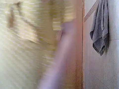 Snapshot of Yuliia30 chatting on June 19, 1:04 pm Yuliia30 online show from June 19, 1:04 pm