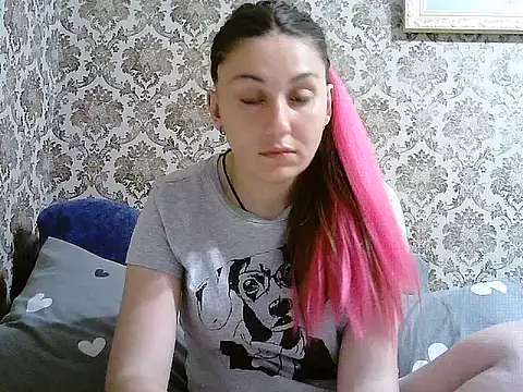 Snapshot of Yuliia30 chatting on June 23, 2:37 pm Yuliia30 online show from June 23, 2:37 pm