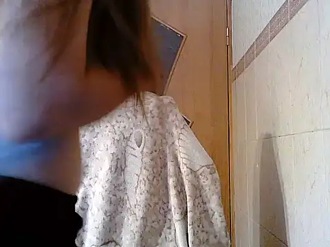 Snapshot of Yuliia30 chatting on July 12, 11:01 am Yuliia30 online show from July 12, 11:01 am