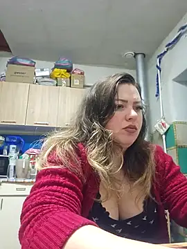 Snapshot of Jyleta chatting on February 9, 11:46 pm Jyleta online show from February 9, 11:46 pm