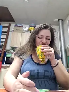 Snapshot of Jyleta chatting on March 16, 2:10 am Jyleta online show from March 16, 2:10 am