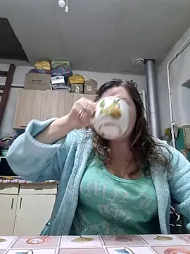 Snapshot of Jyleta chatting on October 16, 9:49 pm Jyleta online show from October 16, 9:49 pm