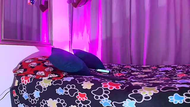 Snapshot of orlando_yate chatting on September 28, 1:33 am orlando yate online show from September 28, 1:33 am