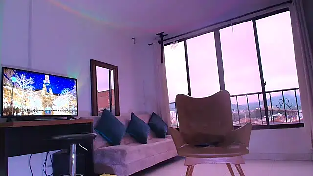 Snapshot of orlando_yate chatting on November 23, 12:27 pm orlando yate online show from November 23, 12:27 pm