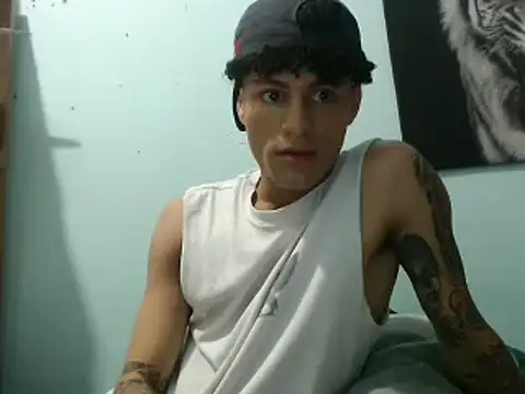 dany hardy online show from February 15, 1:10 am