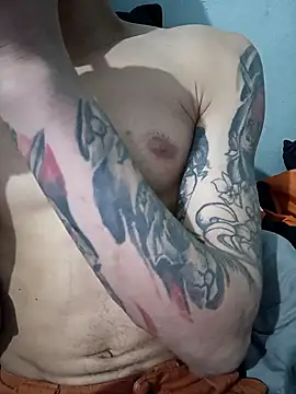 dany hardy online show from September 20, 7:09 am