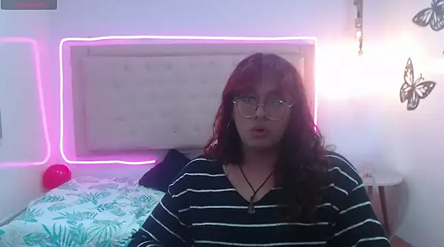 Snapshot of kathepickmanx chatting on February 15, 9:38 am kathepickmanx online show from February 15, 9:38 am