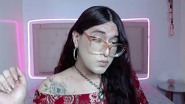 Snapshot of kathepickmanx chatting on October 26, 4:18 am kathepickmanx online show from October 26, 4:18 am