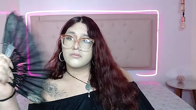 Snapshot of kathepickmanx chatting on October 29, 3:31 am kathepickmanx online show from October 29, 3:31 am