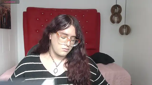 Snapshot of kathepickmanx chatting on November 23, 4:07 pm kathepickmanx online show from November 23, 4:07 pm