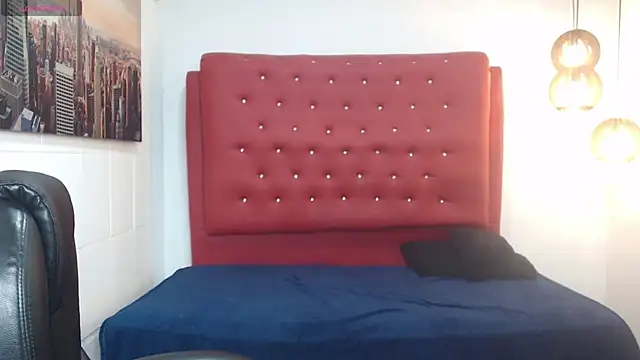 Snapshot of kathepickmanx chatting on December 3, 3:47 am kathepickmanx online show from December 3, 3:47 am