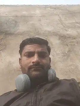 Snapshot of gawwalibhabhi_24 chatting on November 23, 3:28 am gawwalibhabhi 24 online show from November 23, 3:28 am