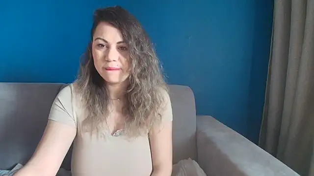 VixenVibesX online show from February 23, 7:55 am