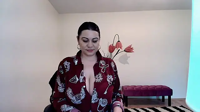 VixenVibesX online show from May 9, 11:37 am