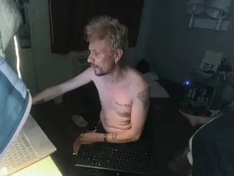 AQuickPhyx online show from February 20, 1:30 pm