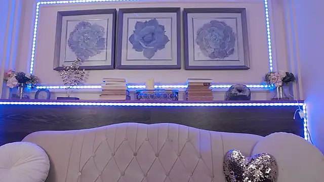 BustyEva  online show from January 7, 4:37 am