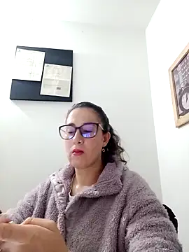 CHARLOTTE 1711 online show from March 10, 2:17 am