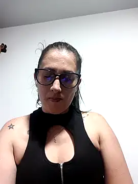 CHARLOTTE 1711 online show from October 3, 3:58 am