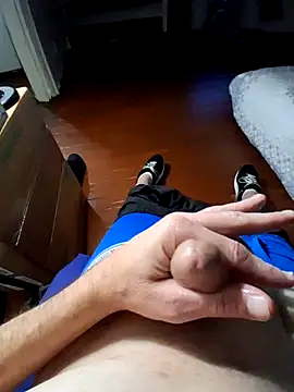 Snapshot of William1941 chatting on October 26, 11:16 am William1941 online show from October 26, 11:16 am