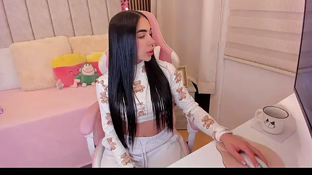 Snapshot of tamy_xoo chatting on July 22, 8:11 pm tamy xoo online show from July 22, 8:11 pm