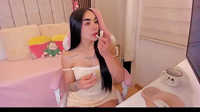 Snapshot of tamy_xoo chatting on July 23, 6:06 pm tamy xoo online show from July 23, 6:06 pm