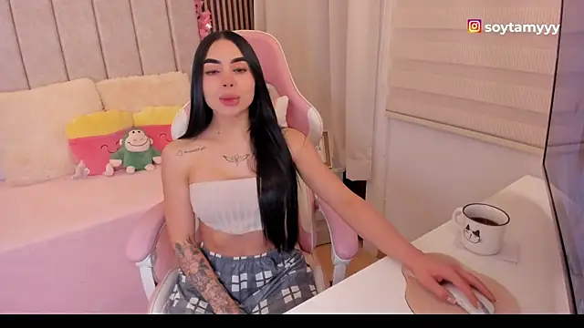 Snapshot of tamy_xoo chatting on July 28, 7:04 pm tamy xoo online show from July 28, 7:04 pm