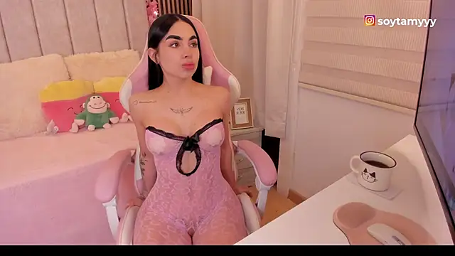 Snapshot of tamy_xoo chatting on July 31, 7:13 pm tamy xoo online show from July 31, 7:13 pm