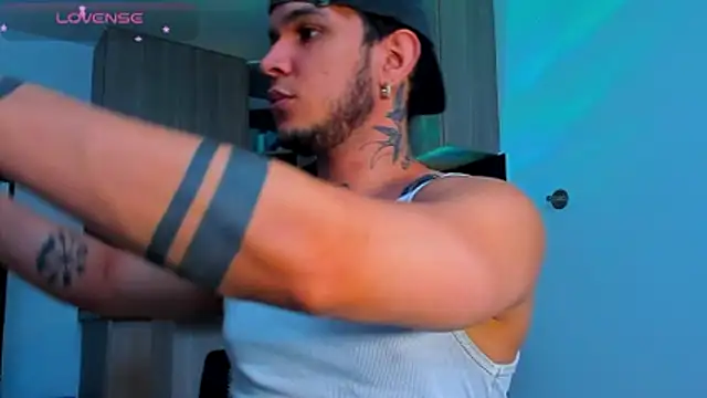 austinoficial online show from April 24, 7:49 pm