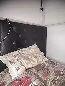 Snapshot of Black_Manba chatting on February 13, 9:27 pm Black Manba online show from February 13, 9:27 pm