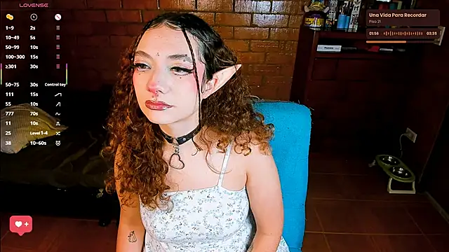 Annycolin  online show from November 27, 4:03 am