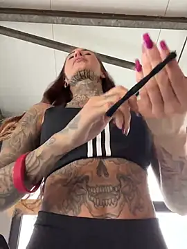 Snapshot of Black_sweet_Rose chatting on February 10, 10:09 am Black sweet Rose online show from February 10, 10:09 am