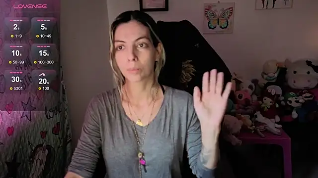 Snapshot of Princezzlove3 chatting on September 12, 4:51 pm Princezzlove3 online show from September 12, 4:51 pm