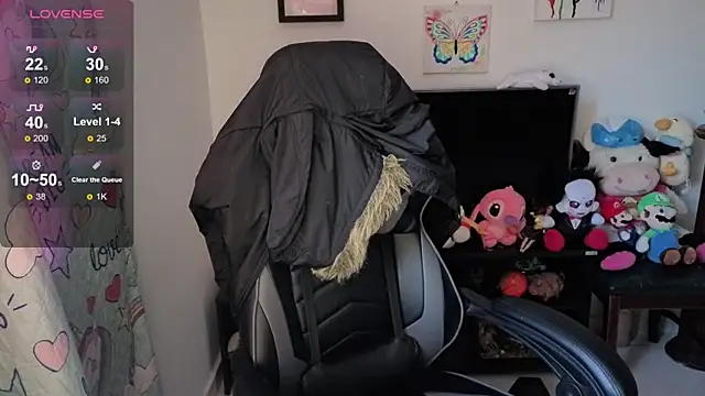 Snapshot of Princezzlove3 chatting on September 28, 6:13 pm Princezzlove3 online show from September 28, 6:13 pm