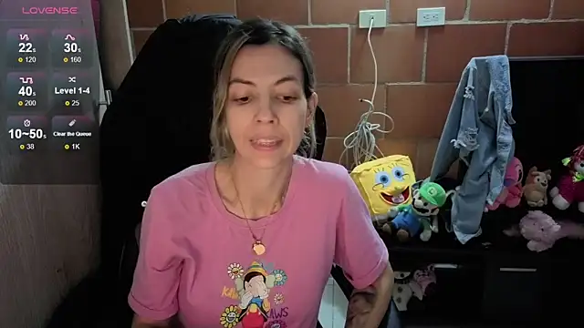 Snapshot of Princezzlove3 chatting on October 11, 12:54 am Princezzlove3 online show from October 11, 12:54 am