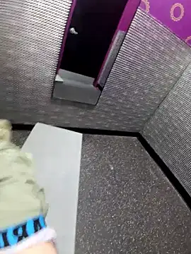 Snapshot of 89fukboi chatting on March 12, 12:11 pm 89fukboi online show from March 12, 12:11 pm