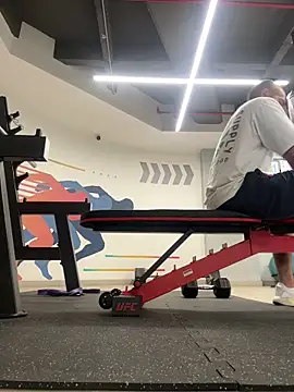 Snapshot of arturguy00 chatting on February 11, 8:47 pm arturguy00 online show from February 11, 8:47 pm