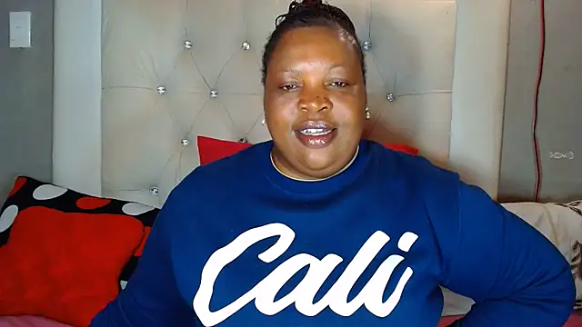 omalicha98 online show from June 15, 7:21 am