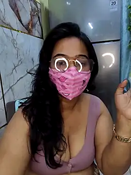 Snapshot of angelrani1234 chatting on November 6, 7:59 pm angelrani1234 online show from November 6, 7:59 pm