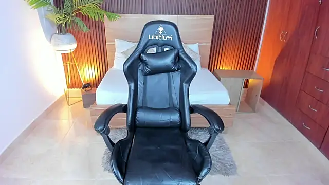 lilly ass  online show from February 4, 7:55 pm