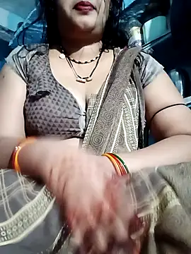 Snapshot of Haseena_Baby chatting on February 21, 1:11 am Haseena Baby online show from February 21, 1:11 am