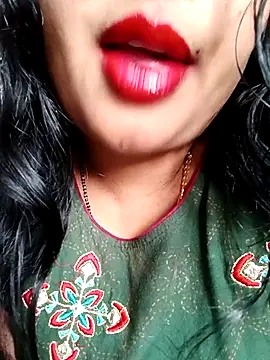 Snapshot of Haseena_Baby chatting on November 13, 7:18 am Haseena Baby online show from November 13, 7:18 am