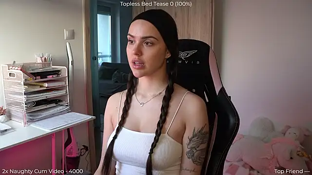 NaomiiMoon online show from March 15, 4:24 pm
